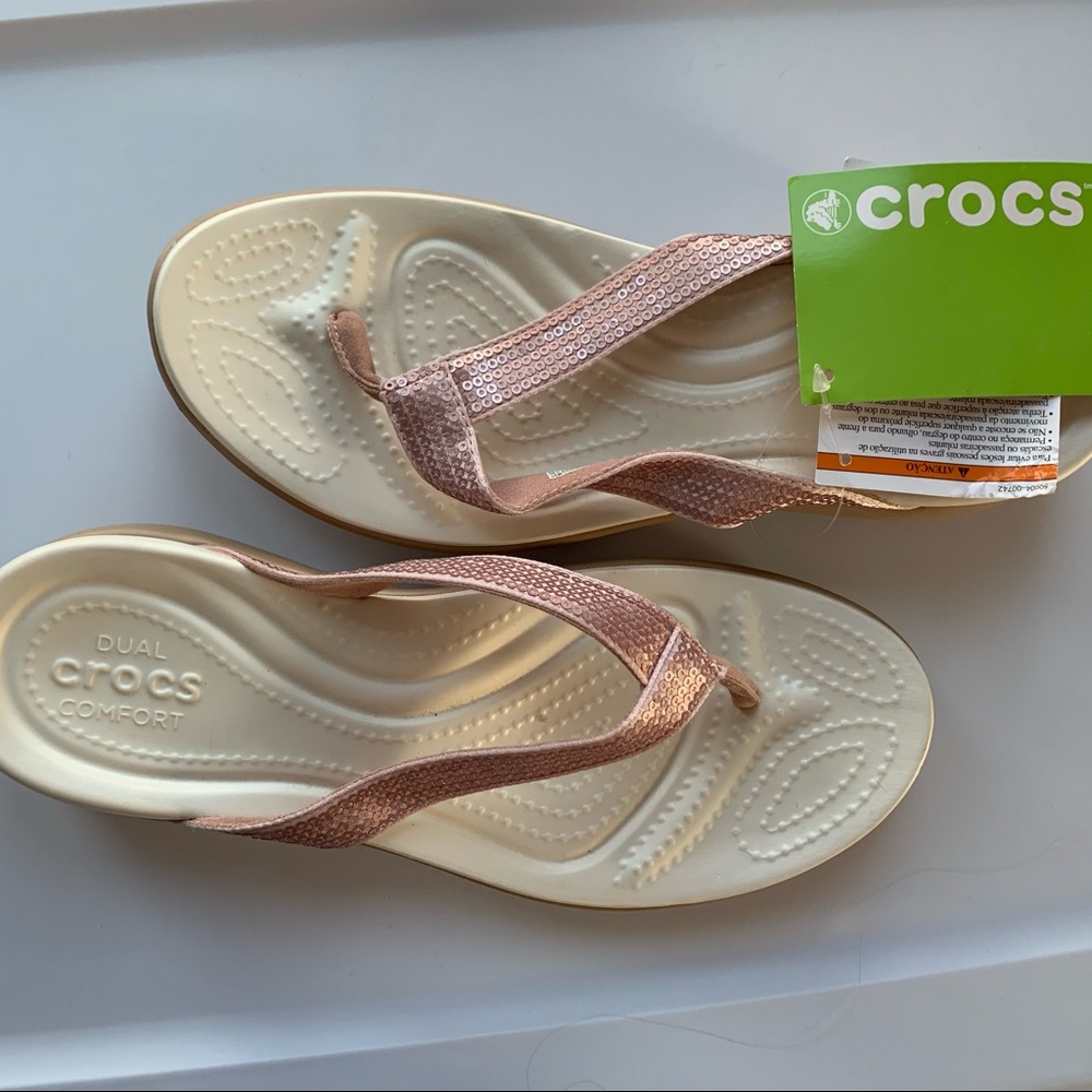 Croc flops